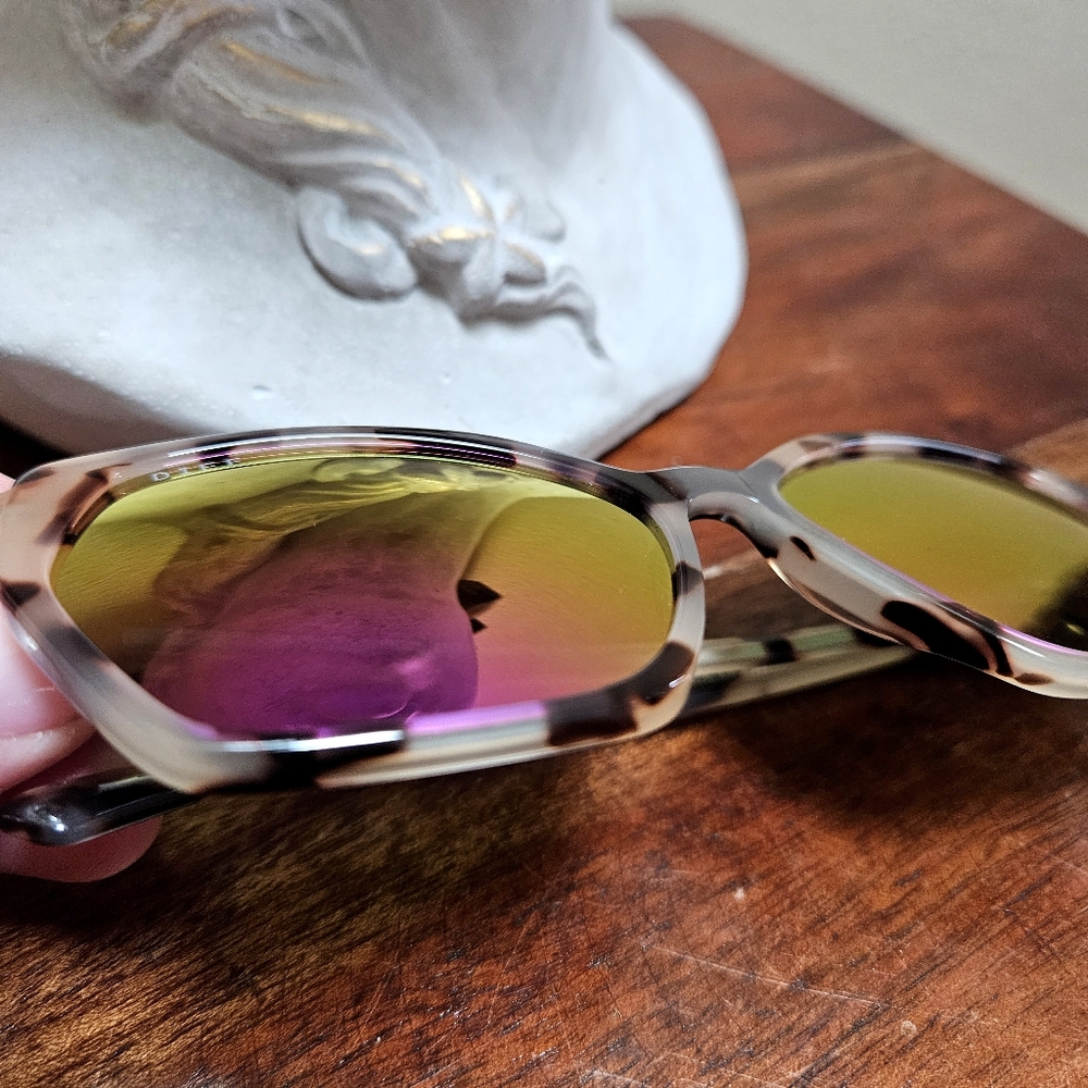 NEW VERA Diff Eyewear Sunglasses with Pink/ Yellow Polarized Lenses - Picture 9 of 12